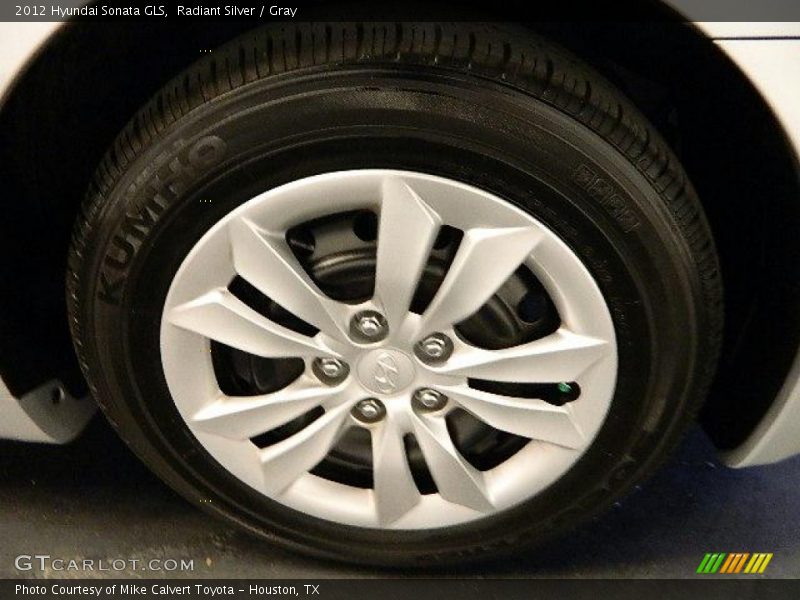 Radiant Silver / Gray 2012 Hyundai Sonata GLS