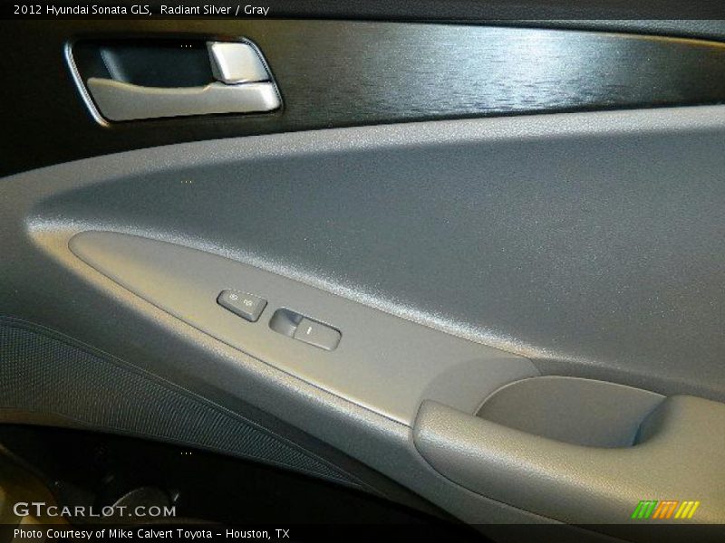 Radiant Silver / Gray 2012 Hyundai Sonata GLS