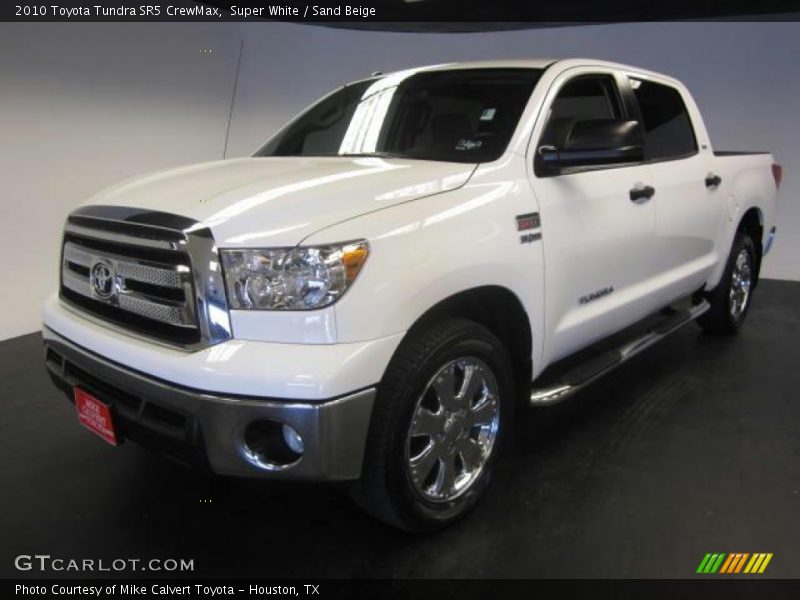 Super White / Sand Beige 2010 Toyota Tundra SR5 CrewMax
