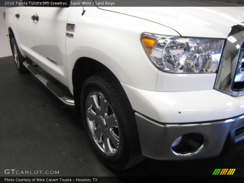 Super White / Sand Beige 2010 Toyota Tundra SR5 CrewMax