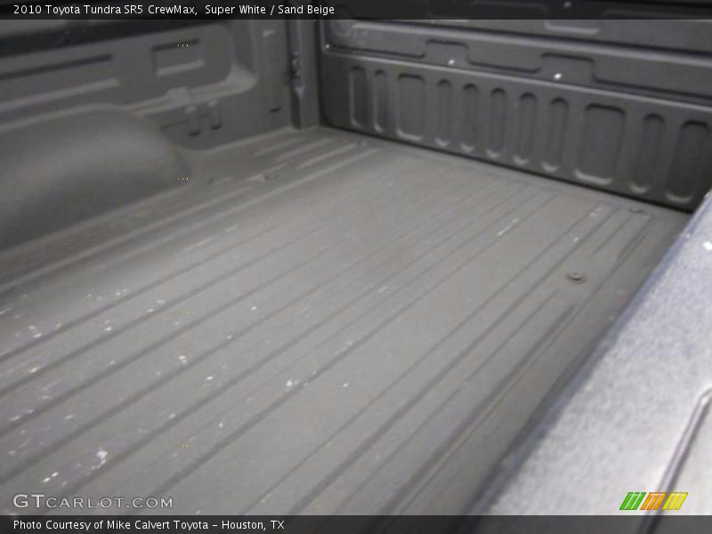 Super White / Sand Beige 2010 Toyota Tundra SR5 CrewMax