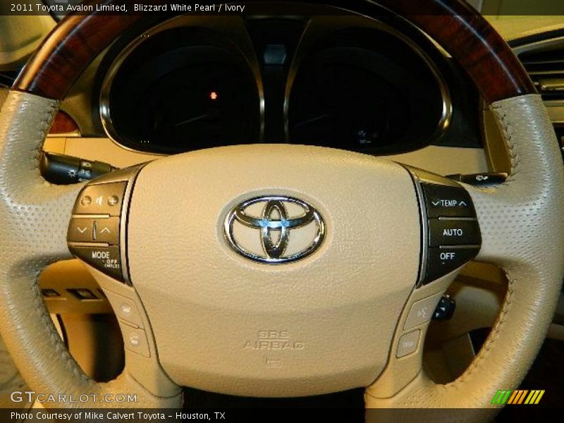 Blizzard White Pearl / Ivory 2011 Toyota Avalon Limited