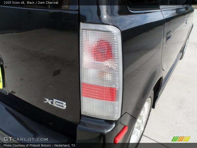 Black / Dark Charcoal 2005 Scion xB