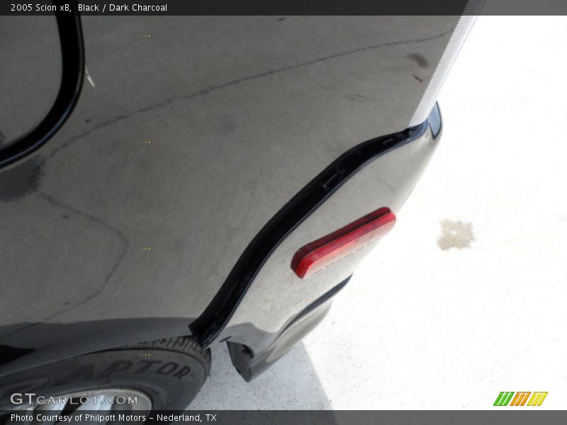 Black / Dark Charcoal 2005 Scion xB