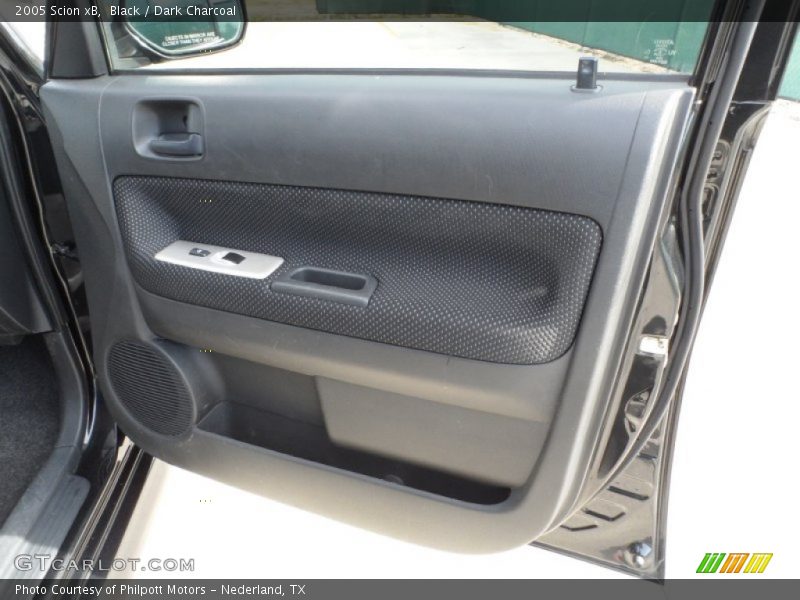 Black / Dark Charcoal 2005 Scion xB