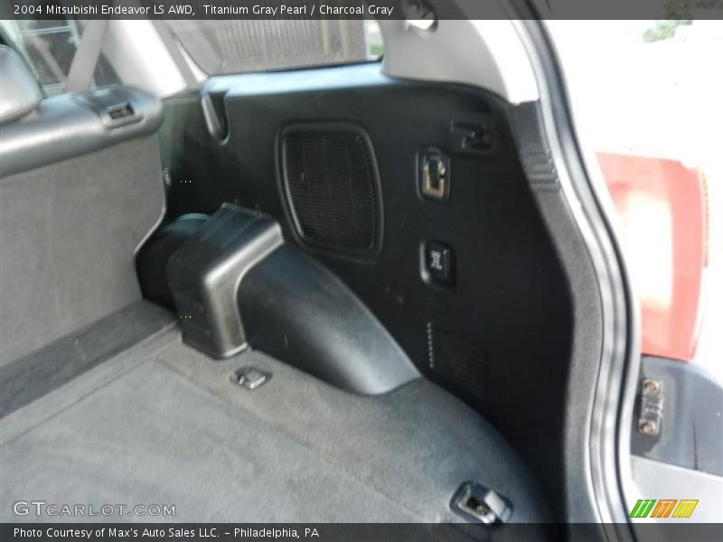 Titanium Gray Pearl / Charcoal Gray 2004 Mitsubishi Endeavor LS AWD