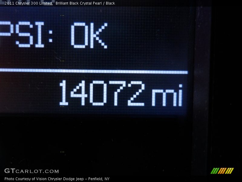 Brilliant Black Crystal Pearl / Black 2011 Chrysler 300 Limited