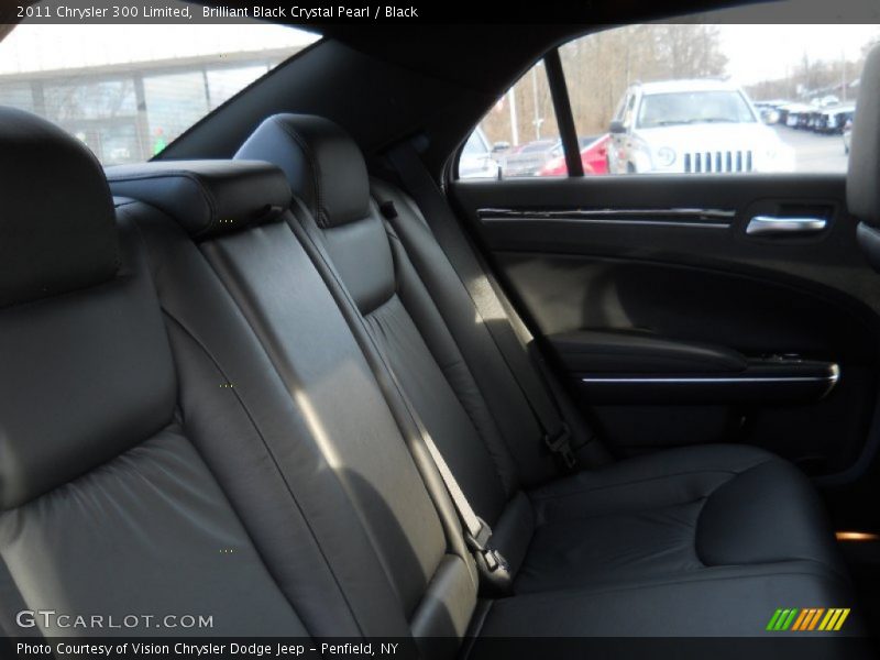 Brilliant Black Crystal Pearl / Black 2011 Chrysler 300 Limited