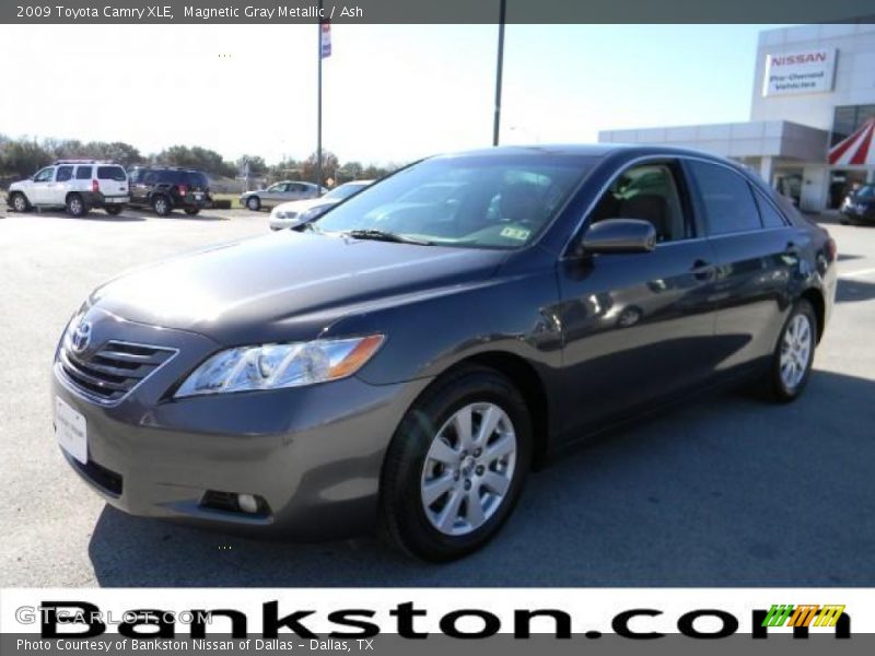 Magnetic Gray Metallic / Ash 2009 Toyota Camry XLE
