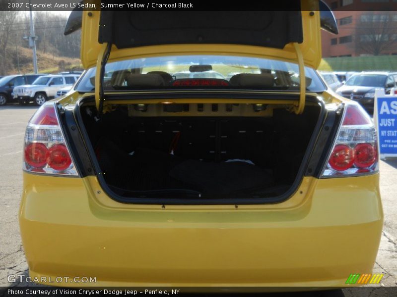 Summer Yellow / Charcoal Black 2007 Chevrolet Aveo LS Sedan