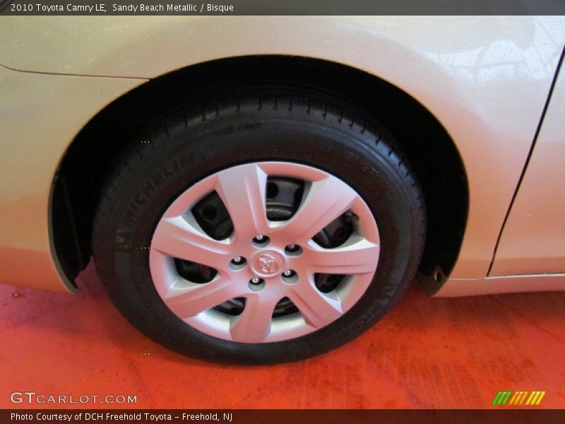 Sandy Beach Metallic / Bisque 2010 Toyota Camry LE