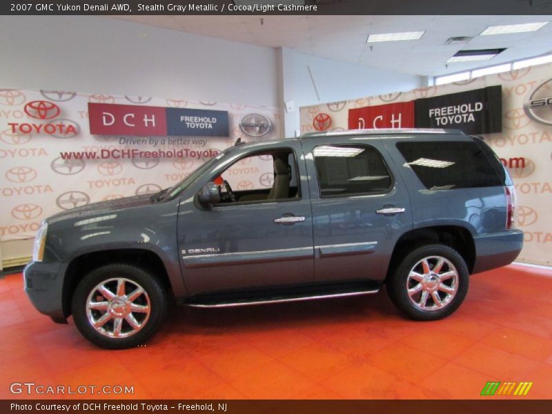 Stealth Gray Metallic / Cocoa/Light Cashmere 2007 GMC Yukon Denali AWD