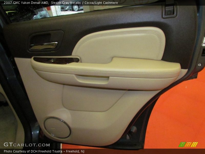 Stealth Gray Metallic / Cocoa/Light Cashmere 2007 GMC Yukon Denali AWD