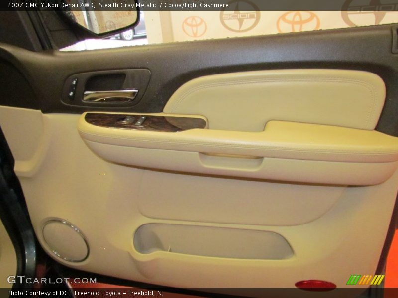 Stealth Gray Metallic / Cocoa/Light Cashmere 2007 GMC Yukon Denali AWD