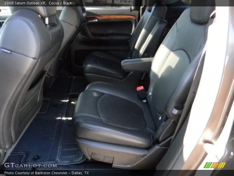 Cocoa / Black 2008 Saturn Outlook XR