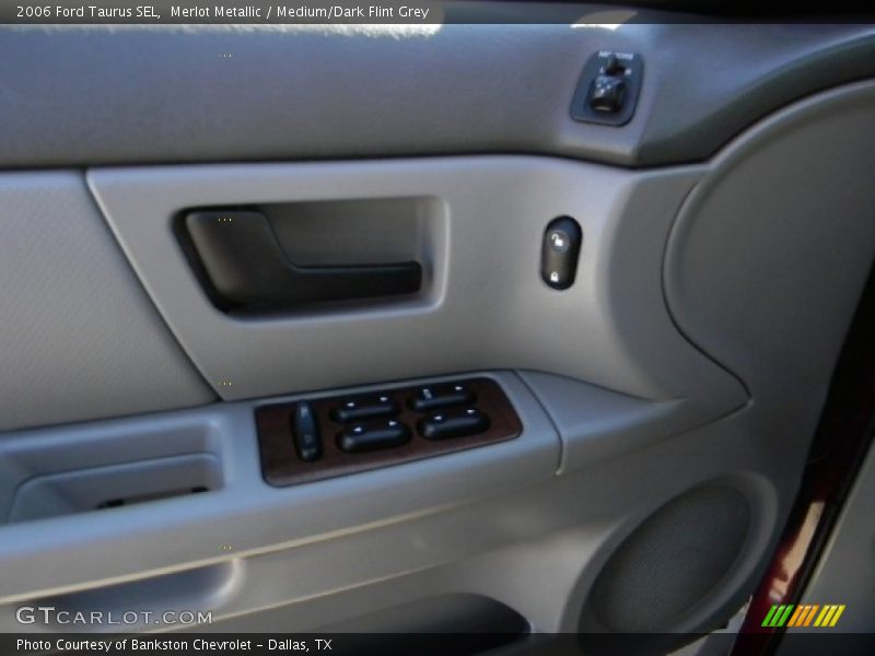 Merlot Metallic / Medium/Dark Flint Grey 2006 Ford Taurus SEL