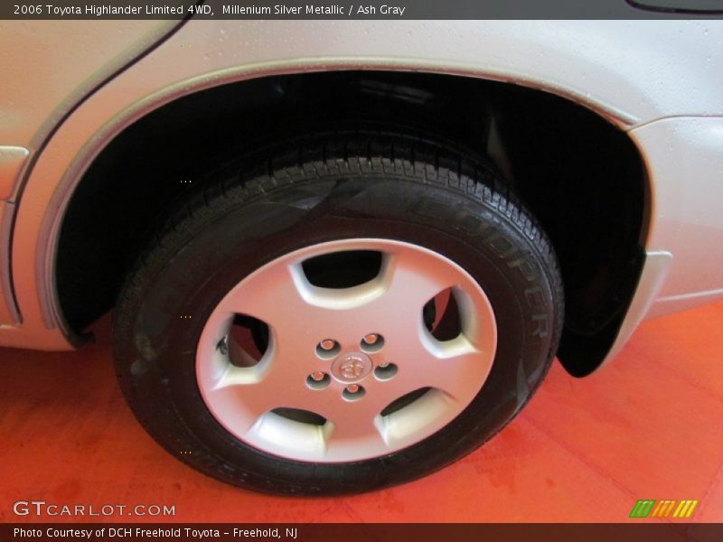 Millenium Silver Metallic / Ash Gray 2006 Toyota Highlander Limited 4WD