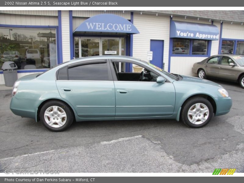 Seascape Light Blue / Charcoal Black 2002 Nissan Altima 2.5 S