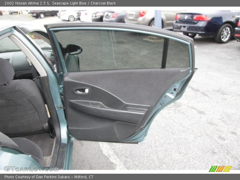 Seascape Light Blue / Charcoal Black 2002 Nissan Altima 2.5 S