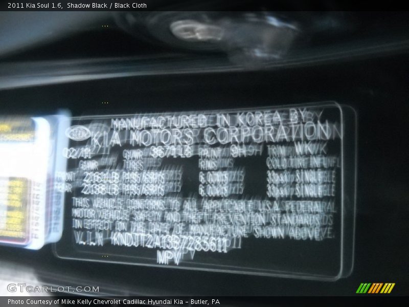 Shadow Black / Black Cloth 2011 Kia Soul 1.6