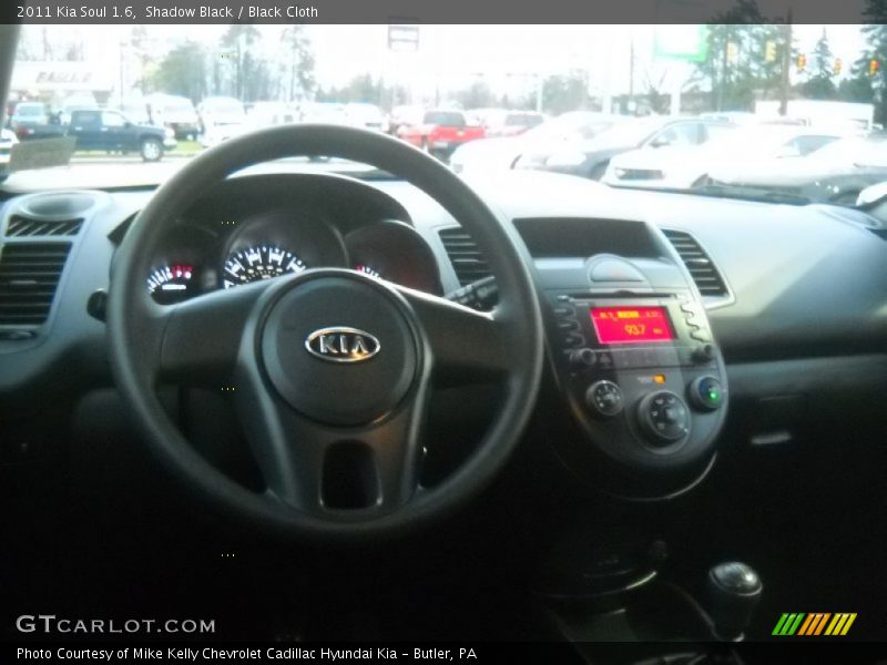 Shadow Black / Black Cloth 2011 Kia Soul 1.6