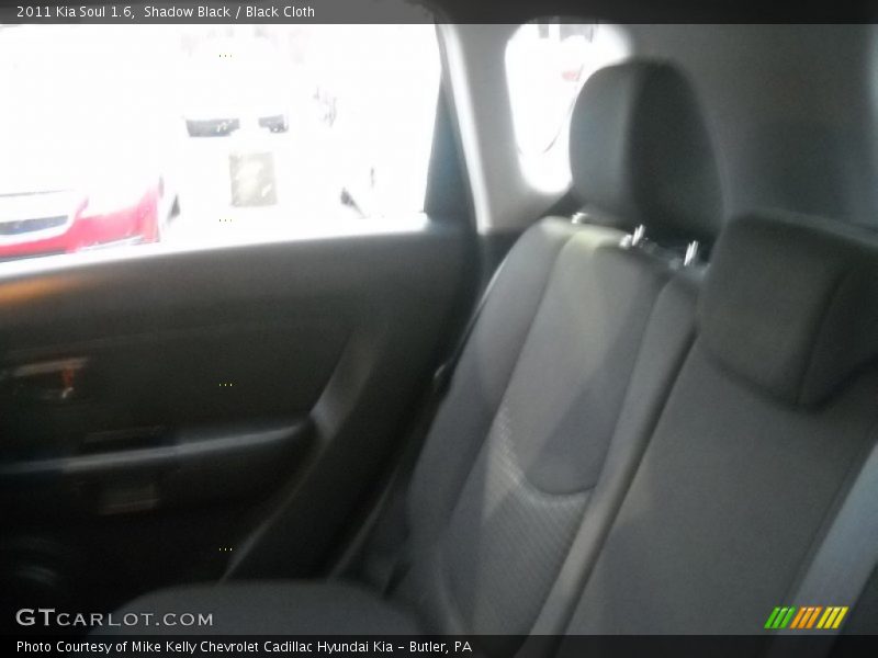 Shadow Black / Black Cloth 2011 Kia Soul 1.6
