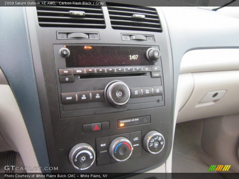 Carbon Flash Black / Gray 2009 Saturn Outlook XE AWD