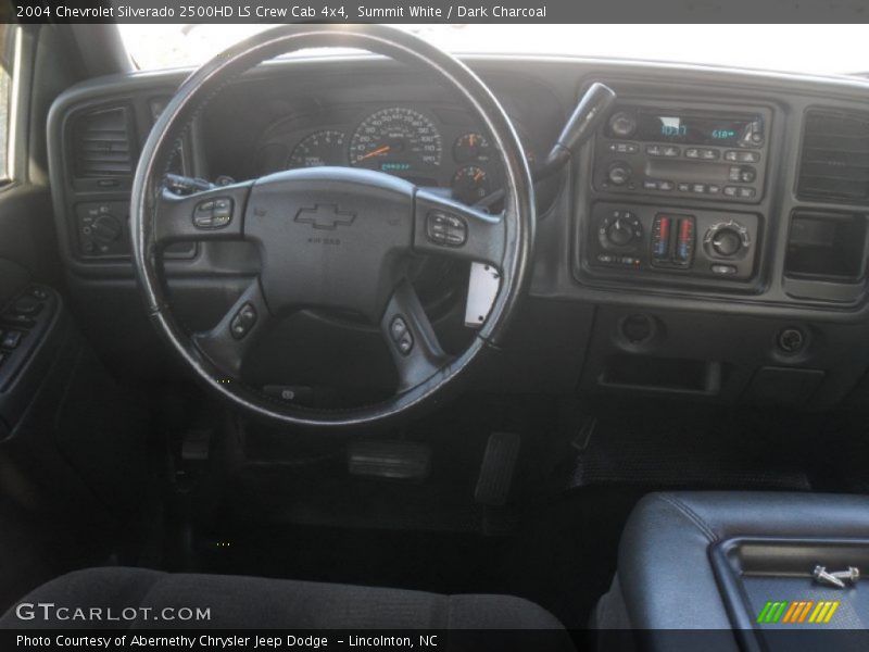 Summit White / Dark Charcoal 2004 Chevrolet Silverado 2500HD LS Crew Cab 4x4