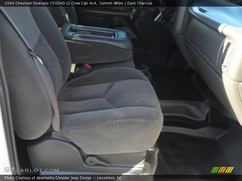 Summit White / Dark Charcoal 2004 Chevrolet Silverado 2500HD LS Crew Cab 4x4