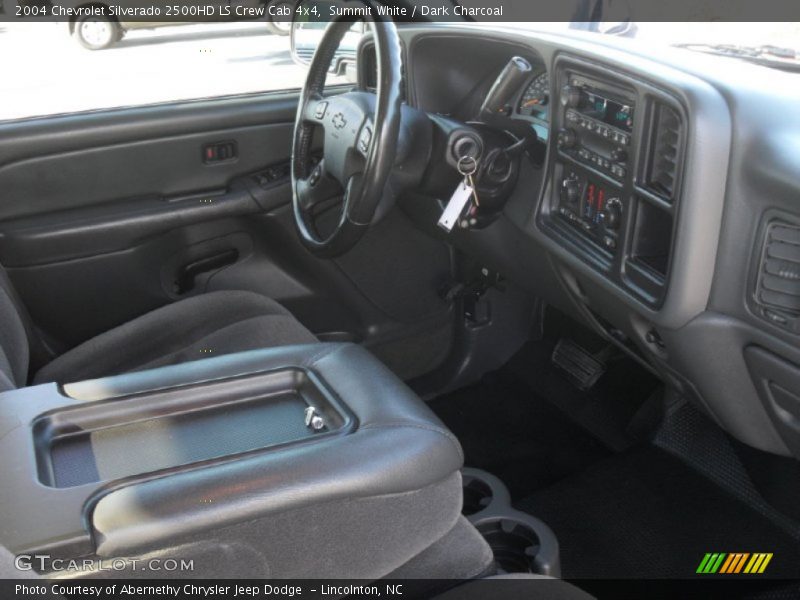 Summit White / Dark Charcoal 2004 Chevrolet Silverado 2500HD LS Crew Cab 4x4