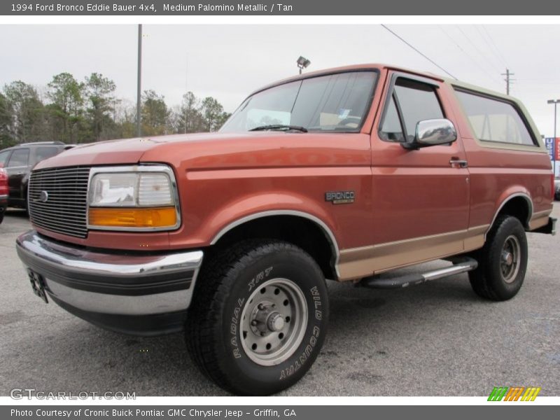Front 3/4 View of 1994 Bronco Eddie Bauer 4x4