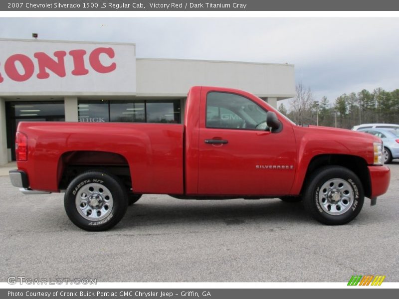 Victory Red / Dark Titanium Gray 2007 Chevrolet Silverado 1500 LS Regular Cab
