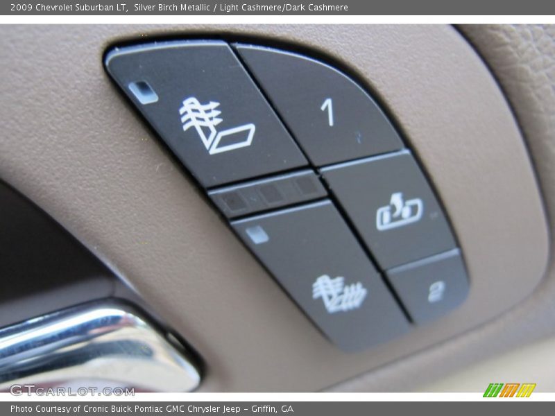 Silver Birch Metallic / Light Cashmere/Dark Cashmere 2009 Chevrolet Suburban LT