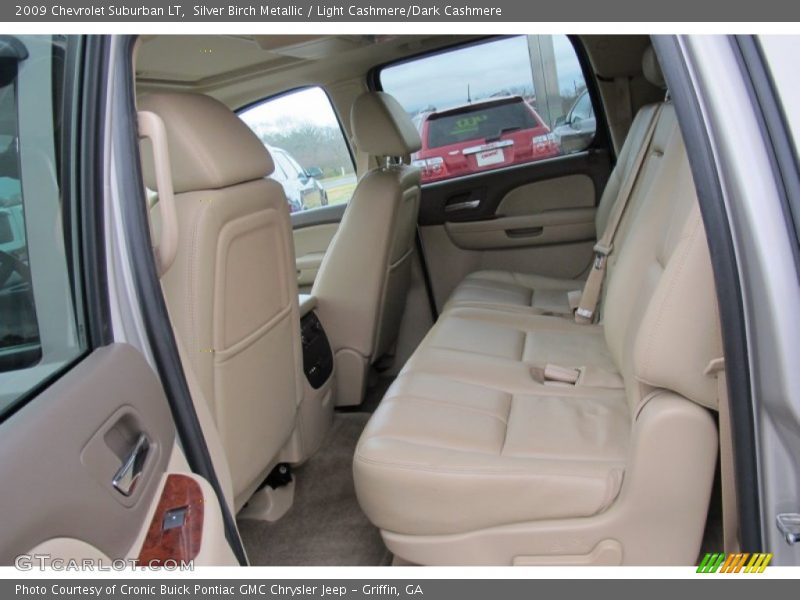 Silver Birch Metallic / Light Cashmere/Dark Cashmere 2009 Chevrolet Suburban LT