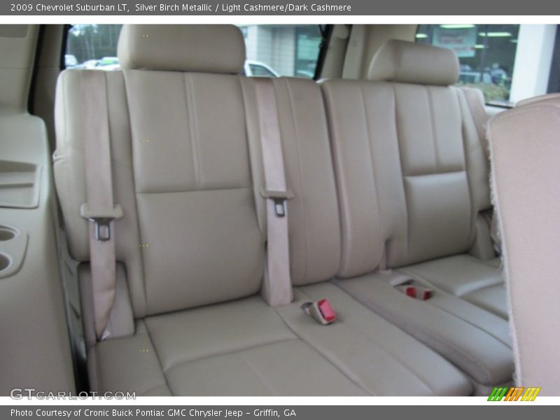 Silver Birch Metallic / Light Cashmere/Dark Cashmere 2009 Chevrolet Suburban LT