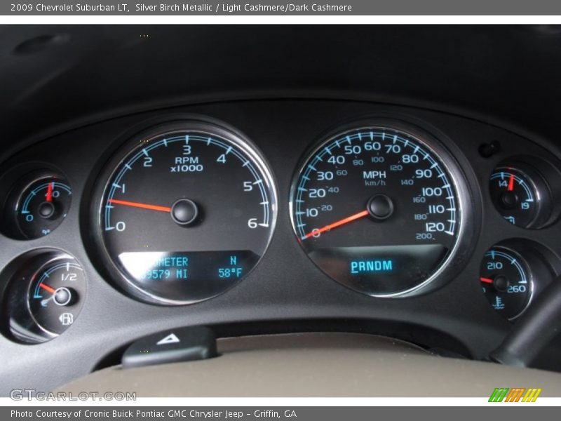 Silver Birch Metallic / Light Cashmere/Dark Cashmere 2009 Chevrolet Suburban LT