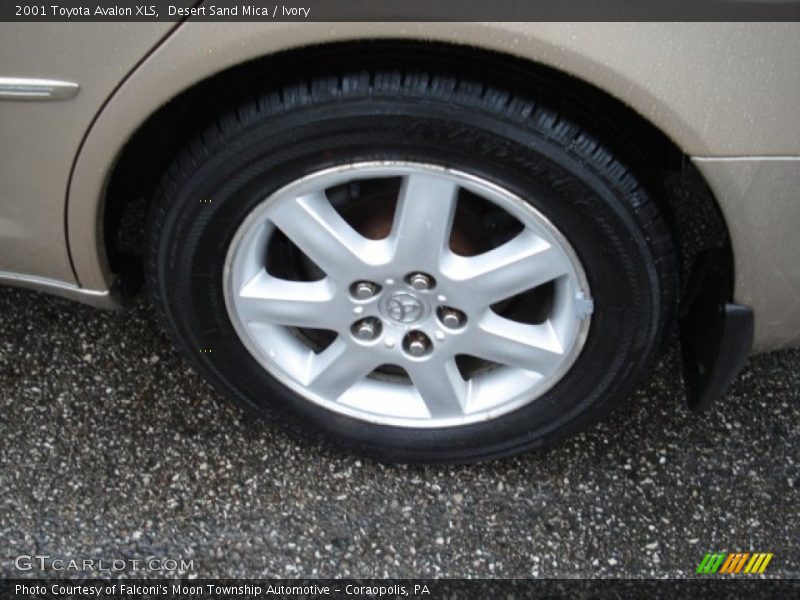 Desert Sand Mica / Ivory 2001 Toyota Avalon XLS