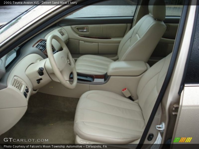 Desert Sand Mica / Ivory 2001 Toyota Avalon XLS