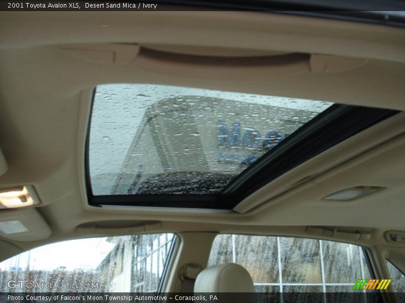 Desert Sand Mica / Ivory 2001 Toyota Avalon XLS