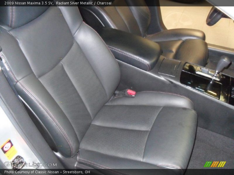 Radiant Silver Metallic / Charcoal 2009 Nissan Maxima 3.5 SV