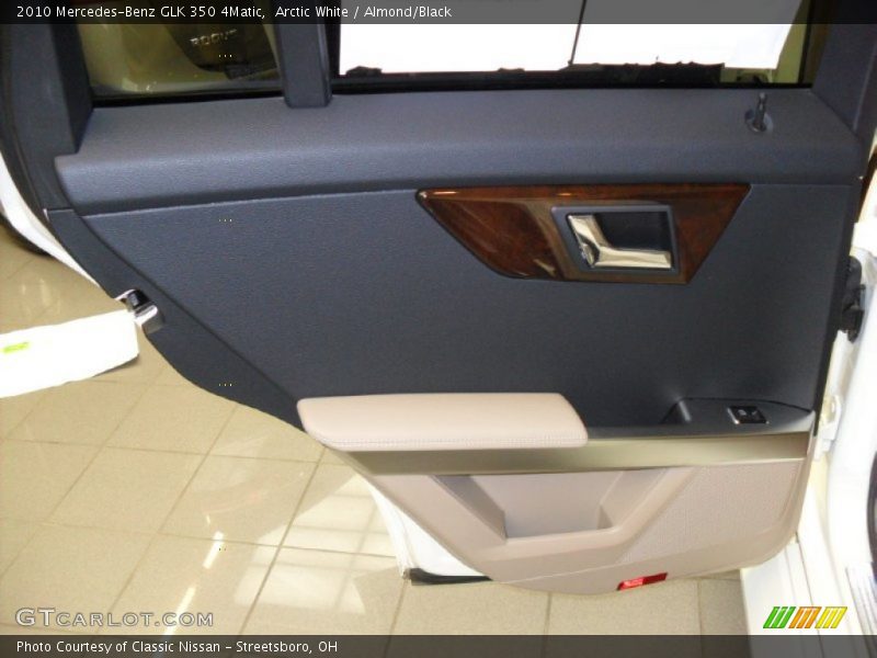 Arctic White / Almond/Black 2010 Mercedes-Benz GLK 350 4Matic