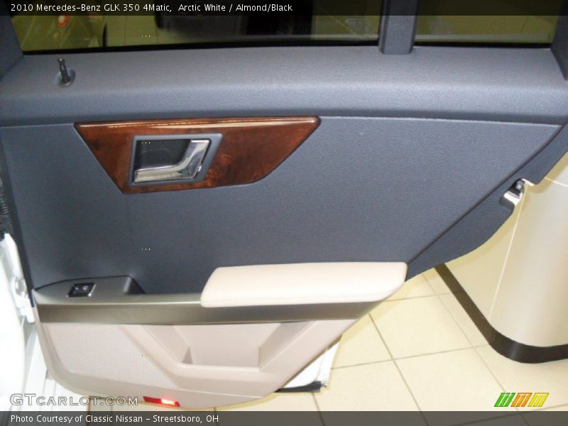 Arctic White / Almond/Black 2010 Mercedes-Benz GLK 350 4Matic