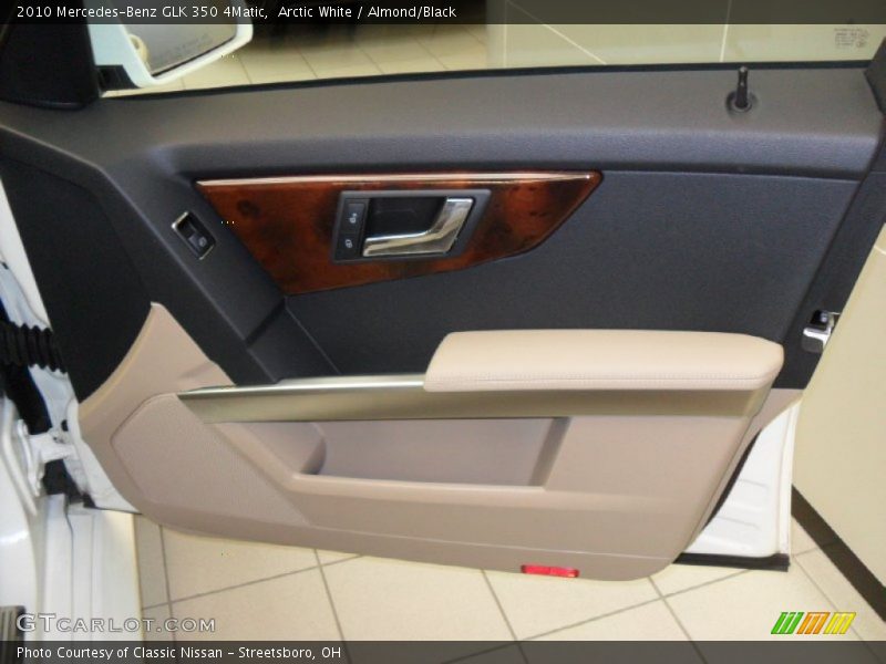 Arctic White / Almond/Black 2010 Mercedes-Benz GLK 350 4Matic