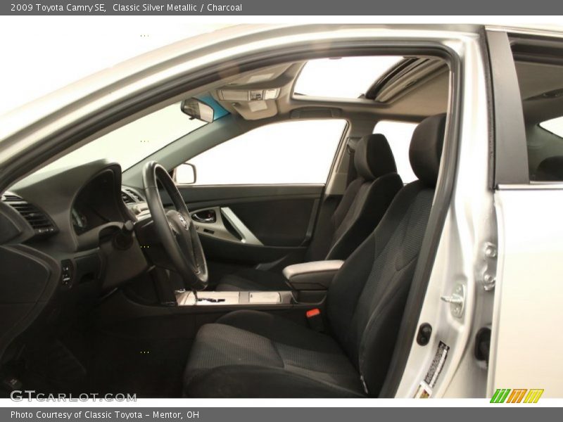 Classic Silver Metallic / Charcoal 2009 Toyota Camry SE
