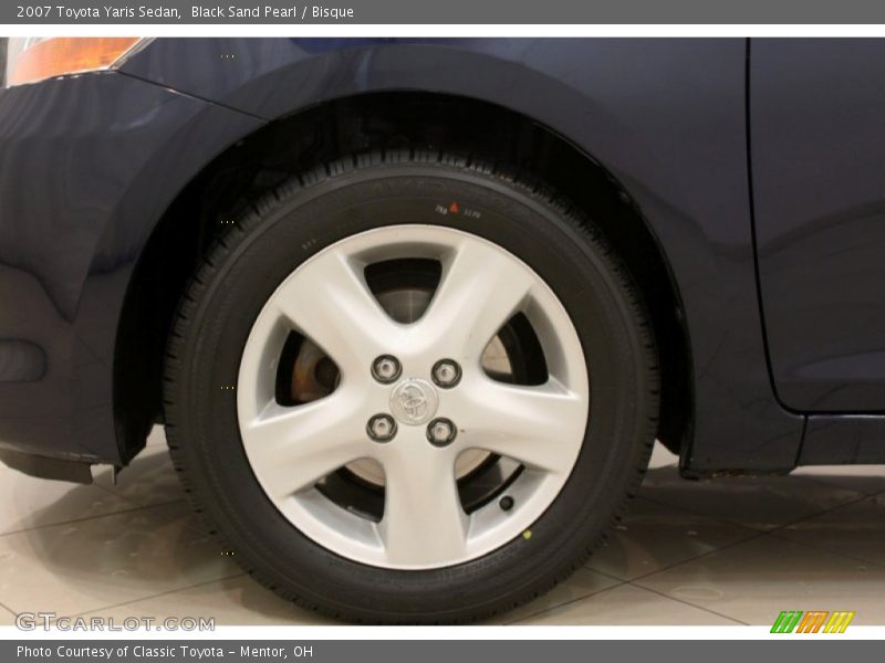 Black Sand Pearl / Bisque 2007 Toyota Yaris Sedan