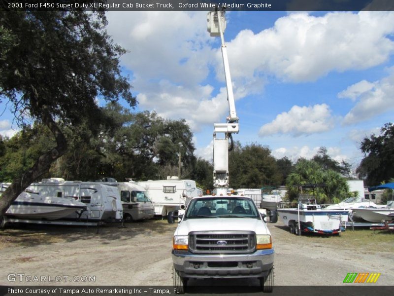  2001 F450 Super Duty XL Regular Cab Bucket Truck Oxford White