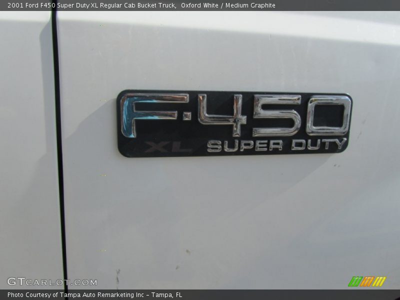  2001 F450 Super Duty XL Regular Cab Bucket Truck Logo