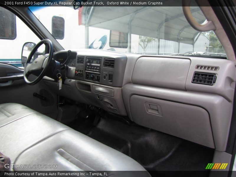 Dashboard of 2001 F450 Super Duty XL Regular Cab Bucket Truck