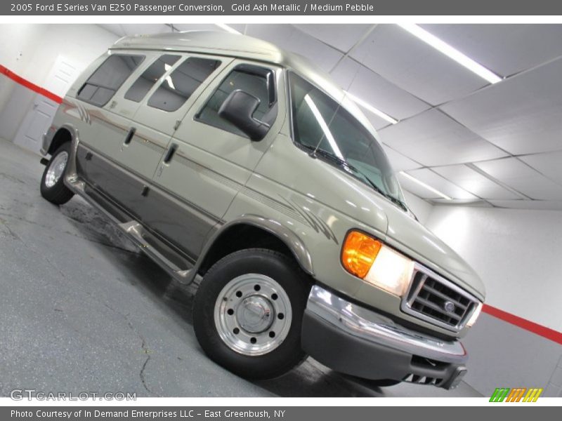 Gold Ash Metallic / Medium Pebble 2005 Ford E Series Van E250 Passenger Conversion