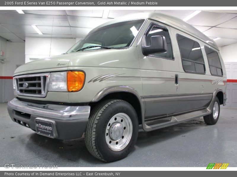 Gold Ash Metallic / Medium Pebble 2005 Ford E Series Van E250 Passenger Conversion